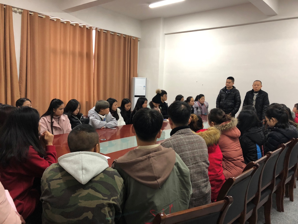 会计金融系学生初级会计师助考培训班开班(图文)